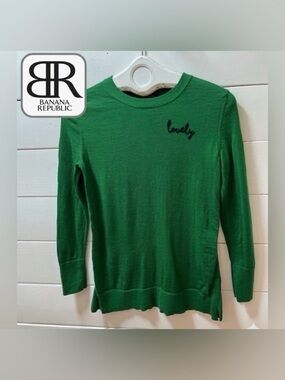 BANANA REPUBLIC green merino wool sweater XS Petite